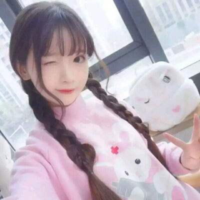 三只松鼠坚果大战手游下载